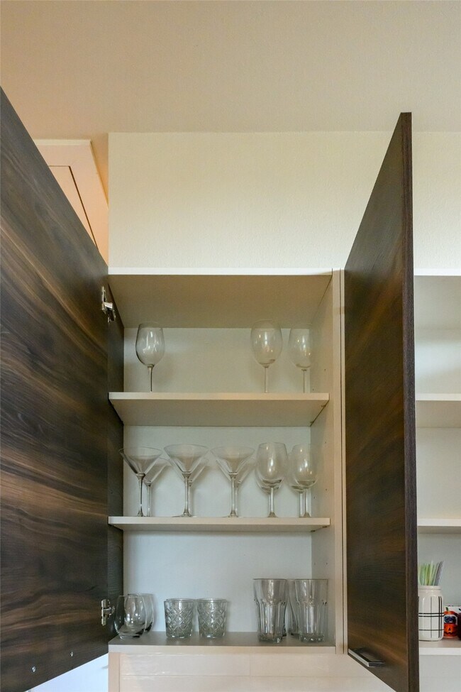 Building Photo - 4618 Nichols St