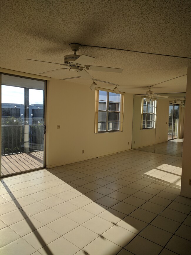 Living room. - 198 NW 67th St