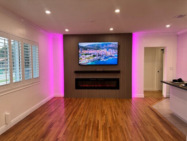 Building Photo - 8366 SW 37th St