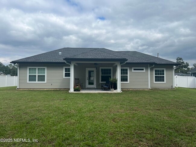 Building Photo - 4930 SE 10th Pl