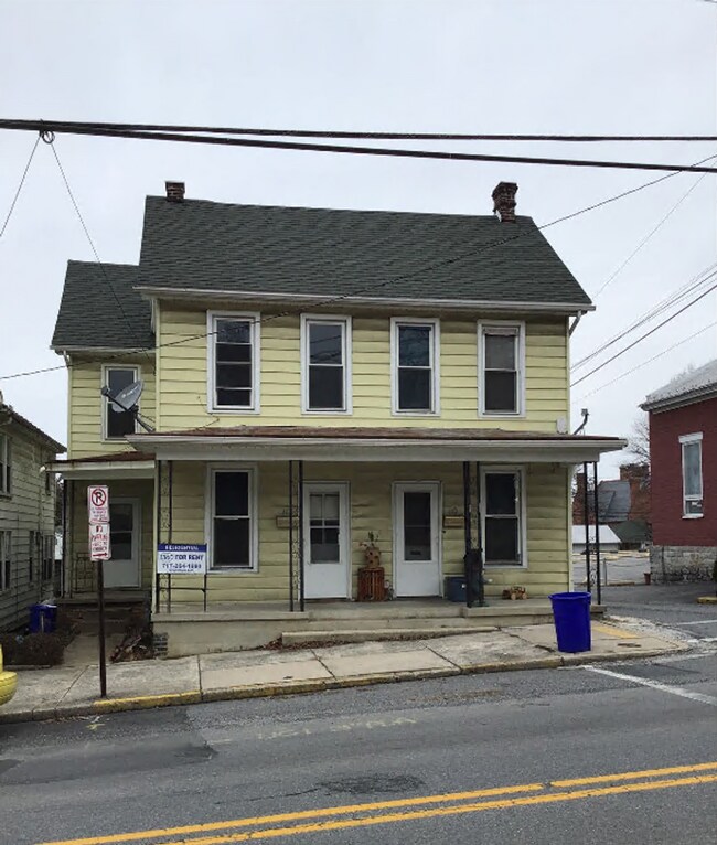 Primary Photo - 113 E Orange St