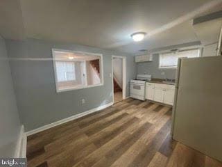 Building Photo - 6407 Ridgeview Ave