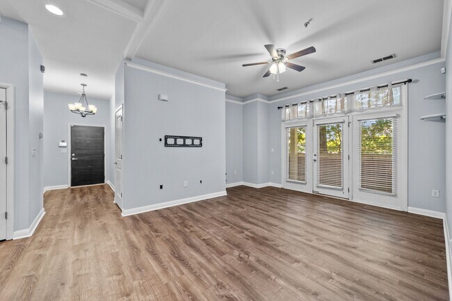 Building Photo - 462 New Bern Station Ct