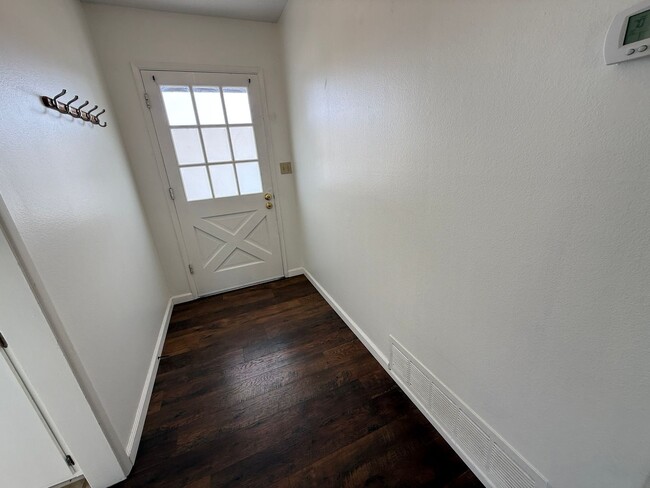 Building Photo - 1741 Lahoud Dr