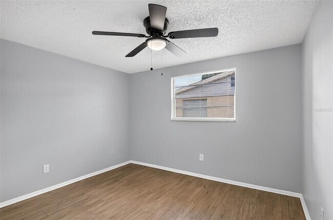 Building Photo - 8905 Tropical Palm Way