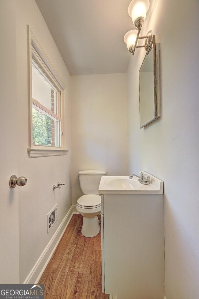 Building Photo - 1061 Cone Rd