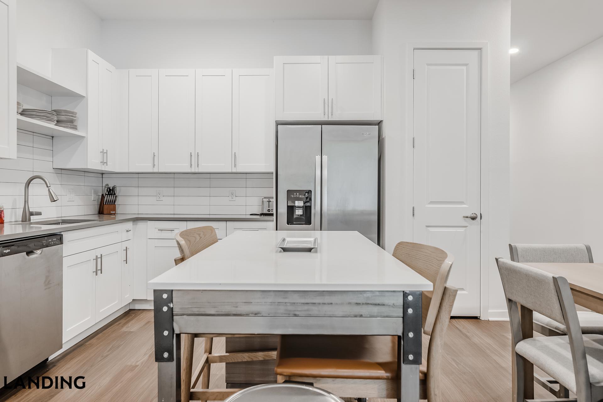 Building Photo - 515 Corso Ln