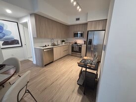 Building Photo - 685 W 72nd Pl