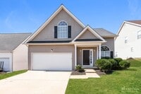 Building Photo - 315 Hazelhurst Dr
