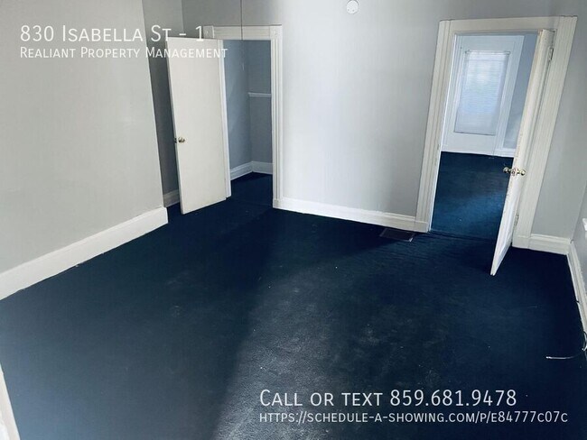 Building Photo - 830 Isabella St
