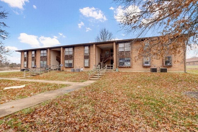 Primary Photo - 2 BEDROOM 1 BATHROOM APARTMENT FOR RENT