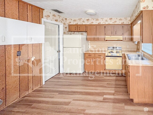 Building Photo - 708 Boyd Ct