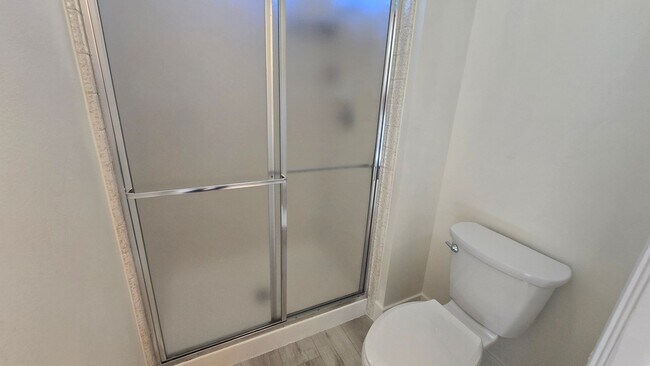 Building Photo - Newly Renovated NW Reno Home