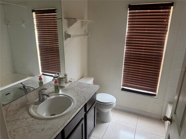 Building Photo - 129 Piccolo Way