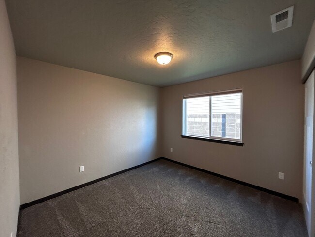 Building Photo - 6413 Springer Ln