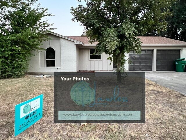 Building Photo - Charming Updated Denton Home – $1,895/Month Updated, charming, conveniently located, and ready fo...