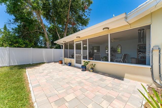 Building Photo - 13940 Joyce Dr