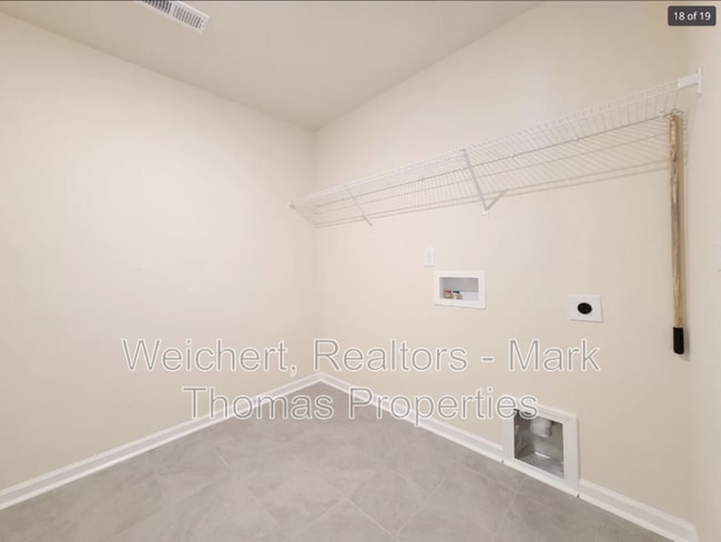 Building Photo - 5602 Preveza Pl