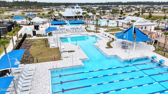 Building Photo - 247 Pine Bluff Dr