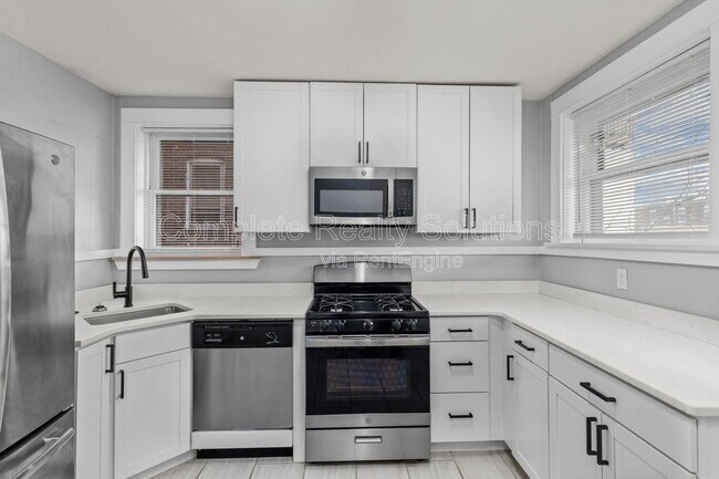 Building Photo - 5352 Neosho St