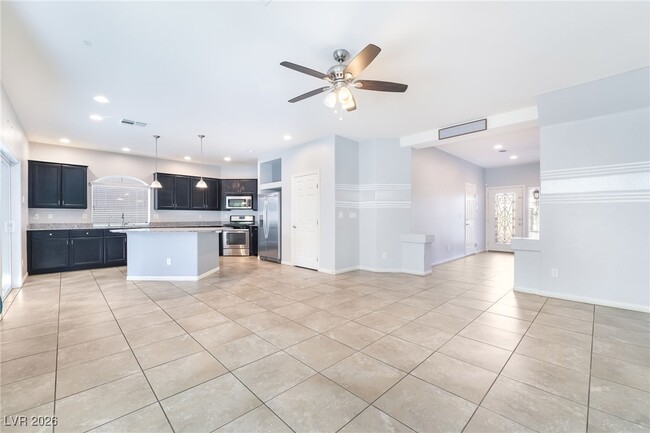 Building Photo - 5793 Rolling Dale Ave