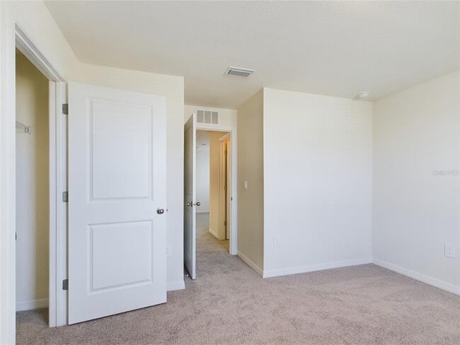 Building Photo - 8626 SW 46th Ave