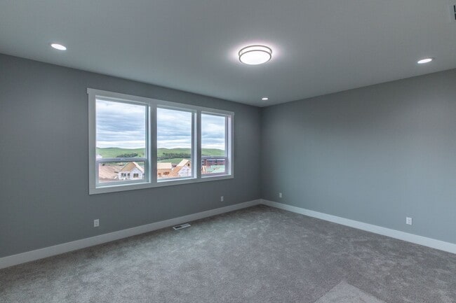Building Photo - Beautiful 4bed 2bath home on Military Hill!