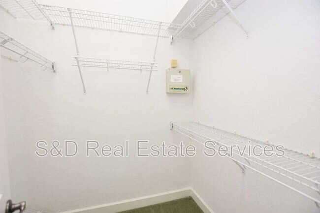 Building Photo - 4435 Winding Oaks Cir