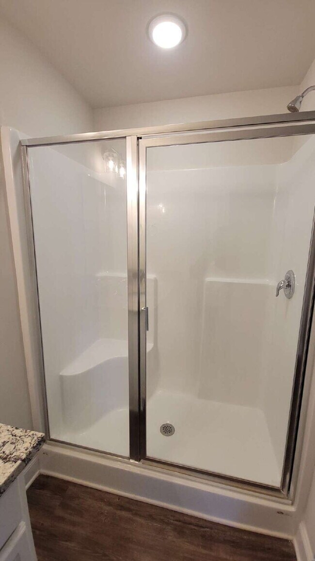 Building Photo - Coming Soon!!!  "Spacious 4-Bedroom Retrea...