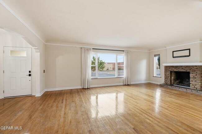 Building Photo - 3224 N Stanton St