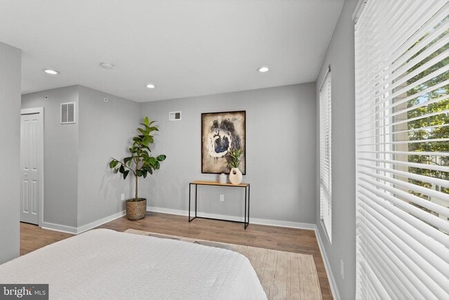 Building Photo - 815 Perkiomen St