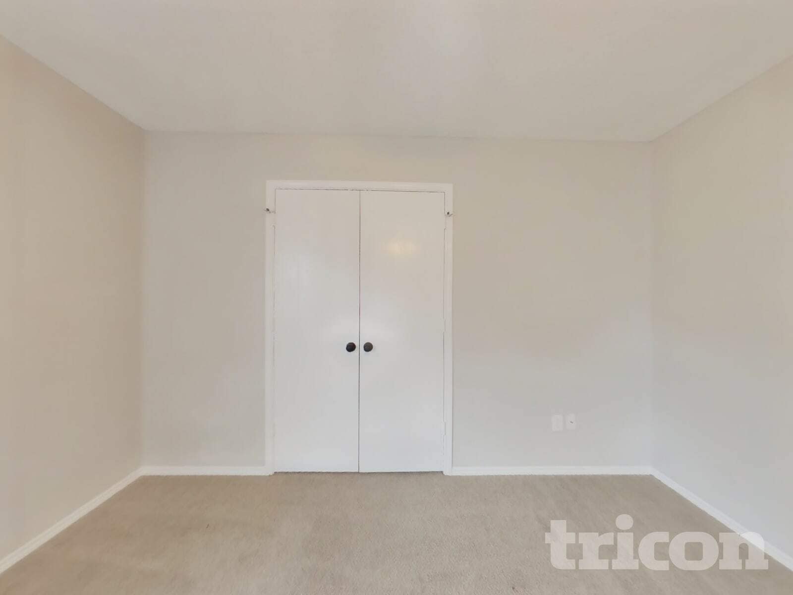 Building Photo - 1415 Lochspring Dr