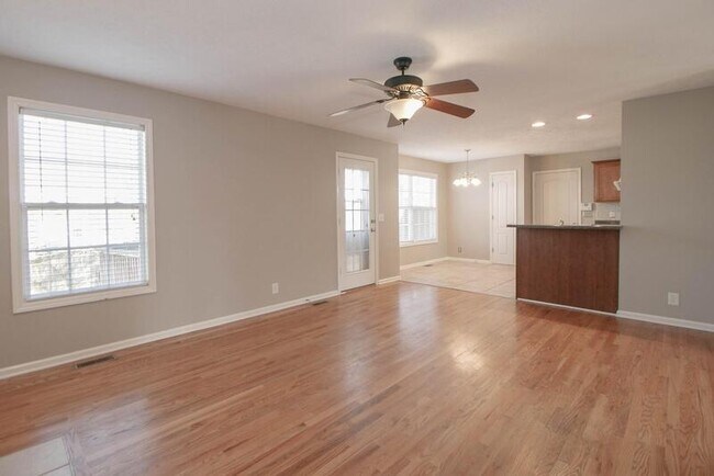 Building Photo - 3147 Holly Point