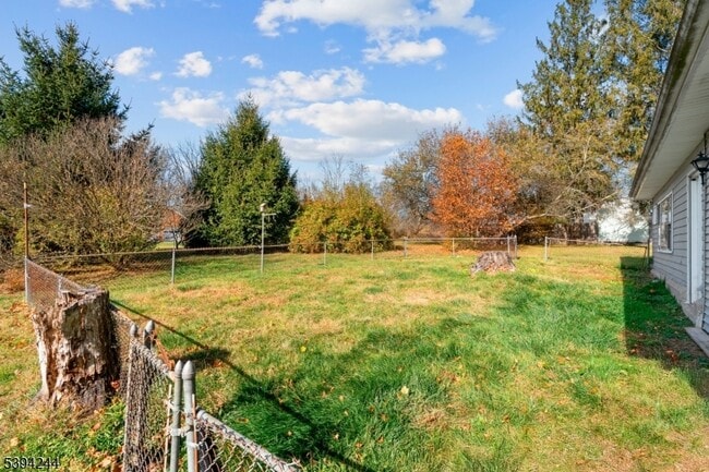 Building Photo - 111 Co Rd 645