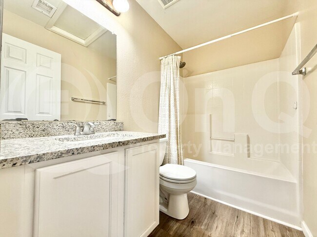 Building Photo - 1793 E Pinto Dr