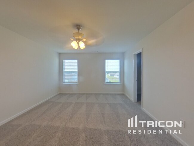 Building Photo - 1013 Claas Wy