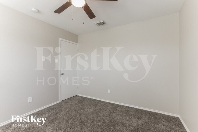 Building Photo - 18218 Temple Hill Ln