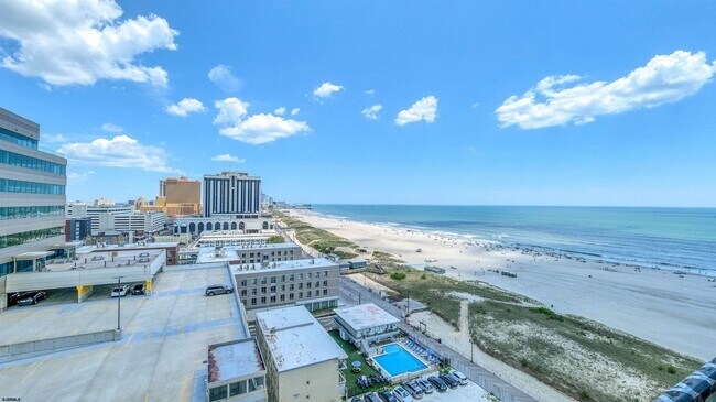 Building Photo - 3851 Boardwalk