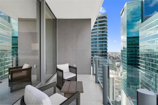 Building Photo - 300 Biscayne Blvd Way