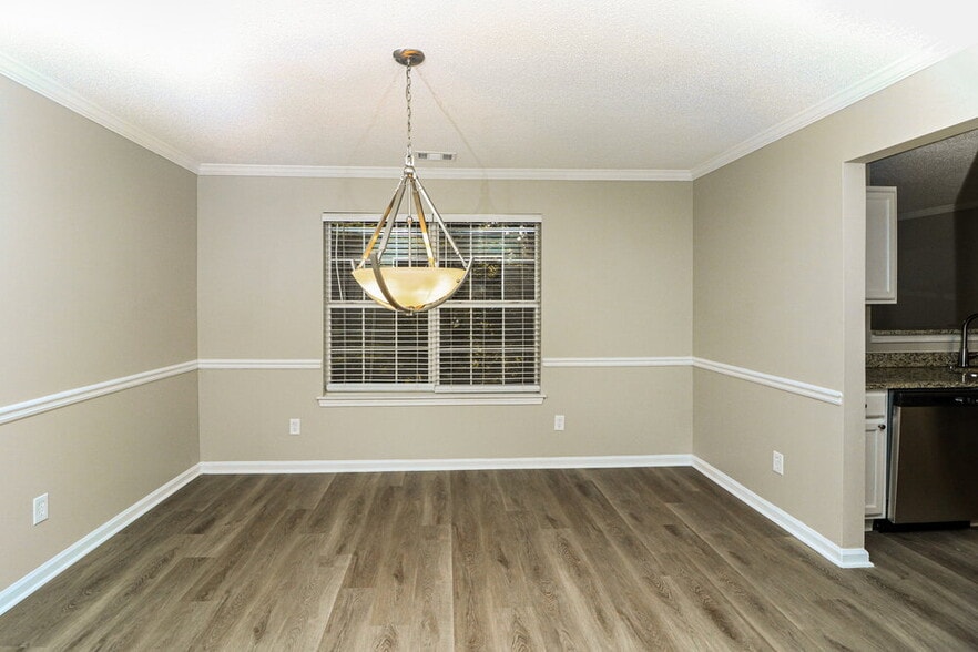 Building Photo - 4631 Glider Cir