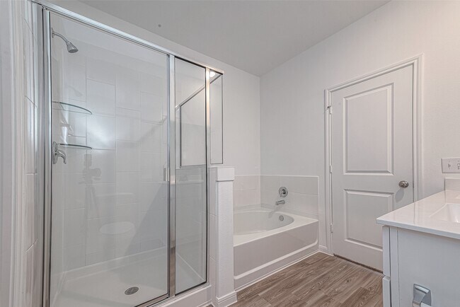 Building Photo - 325 Maple Bark Trl