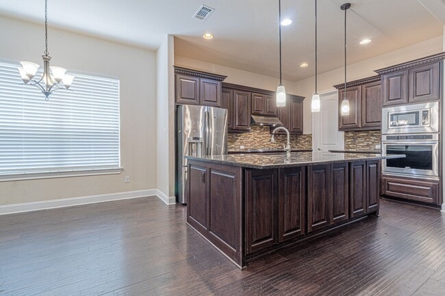 Building Photo - Charming 4-Bedroom Home in Prime North Central Location!