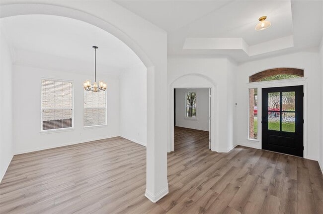 Building Photo - 10733 Maelin Dr