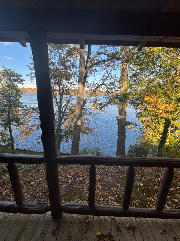 Building Photo - 31826 Glen Rd