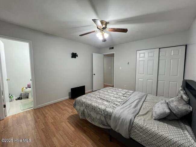 Building Photo - 710 Terrace Ct