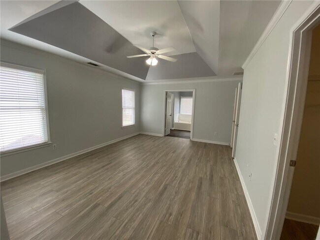 Building Photo - 2159 Shin Ct NE