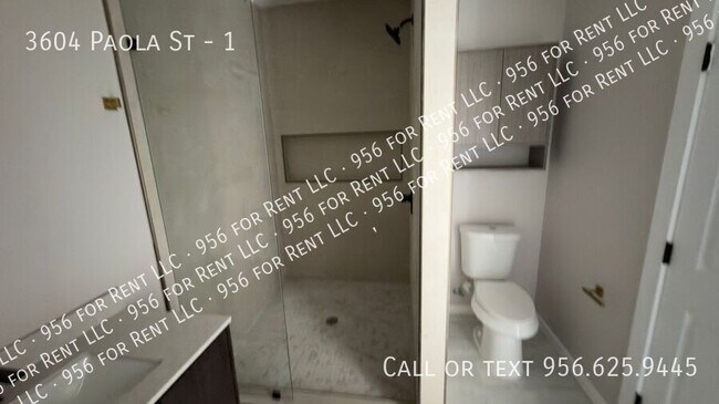 Building Photo - 3604 Paola St