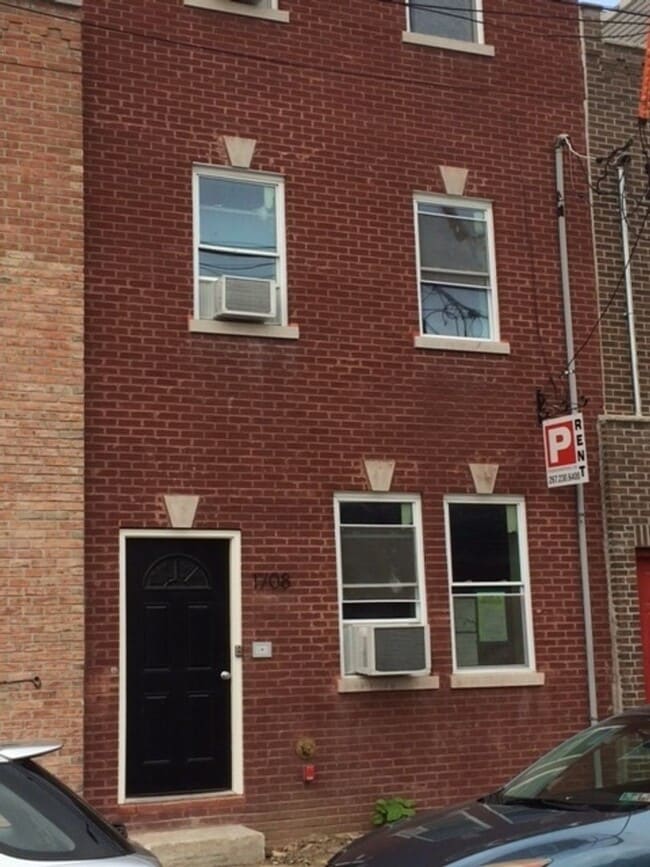 Building Photo - 1708 S 4th St