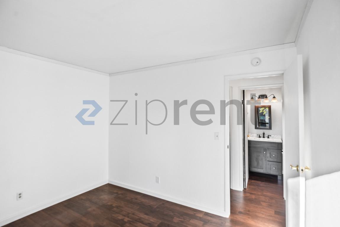 Building Photo - 1544 Bailey Rd