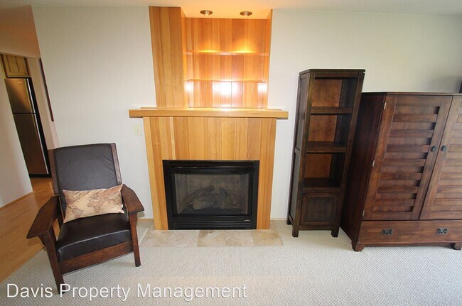 Building Photo - 1 br, 1 bath House - 10203 47th AVE SW, #B8